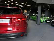 Jaguar F-PACE D180 R-Sport 