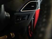 Jaguar F-PACE D180 R-Sport 