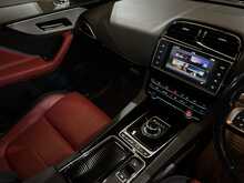 Jaguar F-PACE D180 R-Sport 