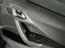 Peugeot 2008 PureTech Active