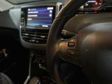 Peugeot 2008 PureTech Active