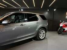 Land Rover Discovery Sport D180 MHEV R-Dynamic HSE