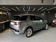 Land Rover Discovery Sport D180 MHEV R-Dynamic HSE