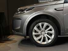 Land Rover Discovery Sport D180 MHEV R-Dynamic HSE