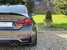 BMW M4 BiTurbo Competition 