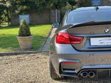 BMW M4 BiTurbo Competition 