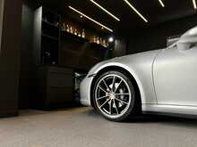 Porsche 911 3.0T 992 Carrera Convertible