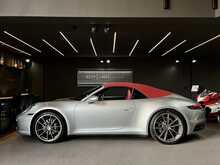 Porsche 911 3.0T 992 Carrera Convertible