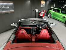 Porsche 911 3.0T 992 Carrera Convertible