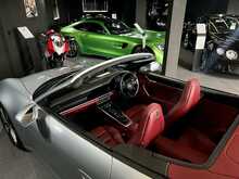 Porsche 911 3.0T 992 Carrera Convertible