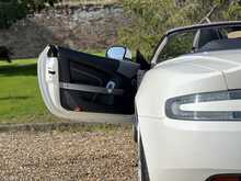 Aston Martin DB9 V12 Carbon Edition