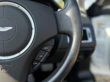 Aston Martin DB9 V12 Carbon Edition