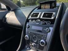 Aston Martin DB9 V12 Carbon Edition