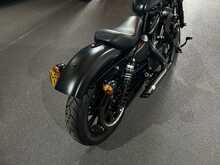 Harley-Davidson Sportster Iron 883 XL883N