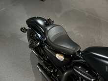 Harley-Davidson Sportster Iron 883 XL883N