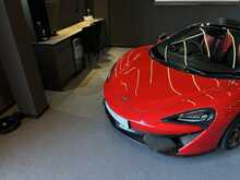 McLaren 570S T V8 Spider