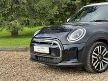 MINI Electric Hatch 32.6kWh Level 3 3dr Hatchback