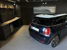 MINI Electric Hatch 32.6kWh Level 3 3dr Hatchback