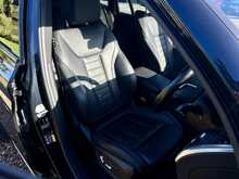 BMW iX3 Premier Edition 