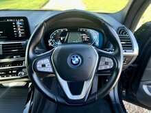 BMW iX3 Premier Edition 