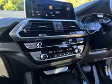 BMW iX3 Premier Edition 