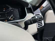 Land Rover Range Rover SDV8 Vogue