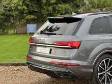 Audi Q7 3.0 TFSI V6 55 Black Edition