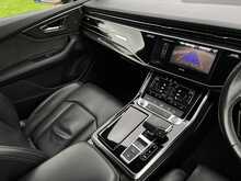 Audi Q7 3.0 TFSI V6 55 Black Edition