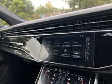 Audi Q7 3.0 TFSI V6 55 Black Edition