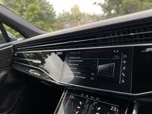 Audi Q7 3.0 TFSI V6 55 Black Edition