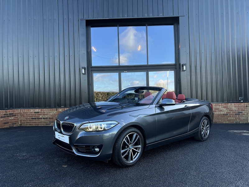1.5 218i GPF Sport Convertible 2dr Petrol Auto Euro 6 (s/s) (136 ps)