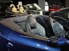 Ferrari California V8 T 
