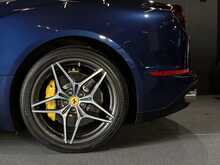 Ferrari California V8 T 