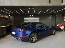 Ferrari California V8 T 
