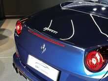 Ferrari California V8 T 