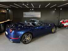 Ferrari California V8 T 