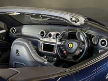 Ferrari California V8 T 
