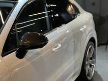 Porsche Cayenne V6 E-Hybrid Platinum Edition 