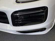 Porsche Cayenne V6 E-Hybrid Platinum Edition 