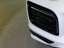 Porsche Cayenne V6 E-Hybrid Platinum Edition 