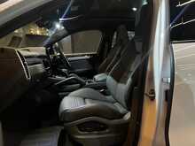 Porsche Cayenne V6 E-Hybrid Platinum Edition 