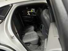 Porsche Cayenne V6 E-Hybrid Platinum Edition 