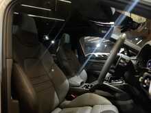 Porsche Cayenne V6 E-Hybrid Platinum Edition 