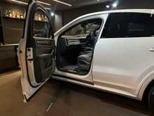 Porsche Cayenne V6 E-Hybrid Platinum Edition 