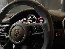 Porsche Cayenne V6 E-Hybrid Platinum Edition 