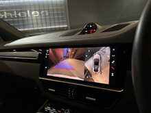 Porsche Cayenne V6 E-Hybrid Platinum Edition 