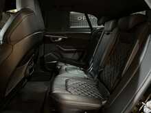 Audi SQ8 4.0 TFSI V8 Black Edition
