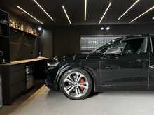 Audi SQ8 4.0 TFSI V8 Black Edition