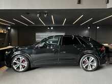 Audi SQ8 4.0 TFSI V8 Black Edition