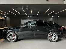 Audi SQ8 4.0 TFSI V8 Black Edition